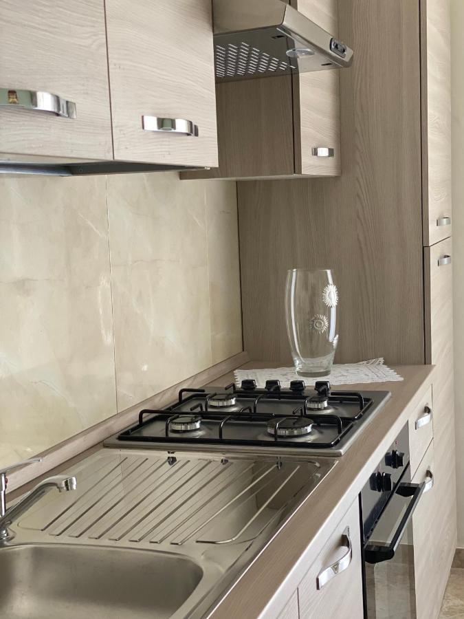 Falu Napoli Centro Camera Con Cucina E Bagno Privato Hotel ภายนอก รูปภาพ